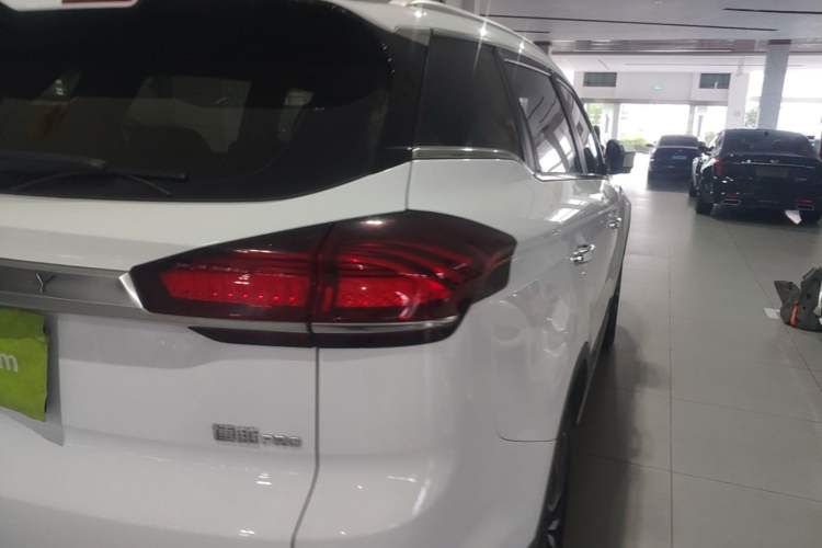 Used Geely Auto Emgrand X7 Sport 2020 1.8TD DCT Zhi Ling PRO Exterior 3