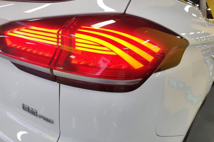 Used Geely Auto Emgrand X7 Sport 2020 1.5TD Automatic Smart Connect PRO Exterior 3