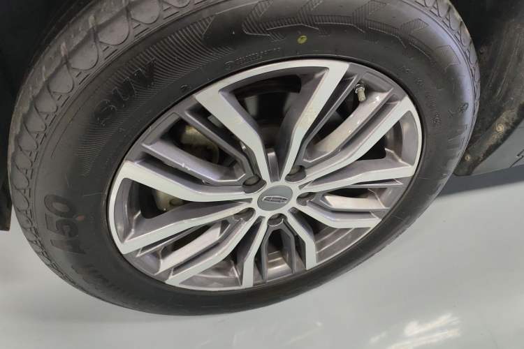 Used Geely Auto Emgrand X7 Sport 2020 1.5TD Automatic Smart Connect PRO Exterior 4