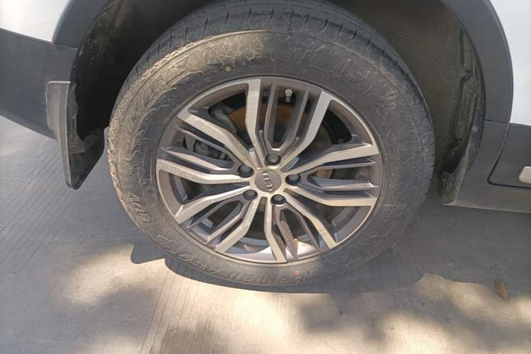 Used Geely Auto Emgrand X7 Sport 2020 1.8TD DCT Smart Connect PRO Exterior 5