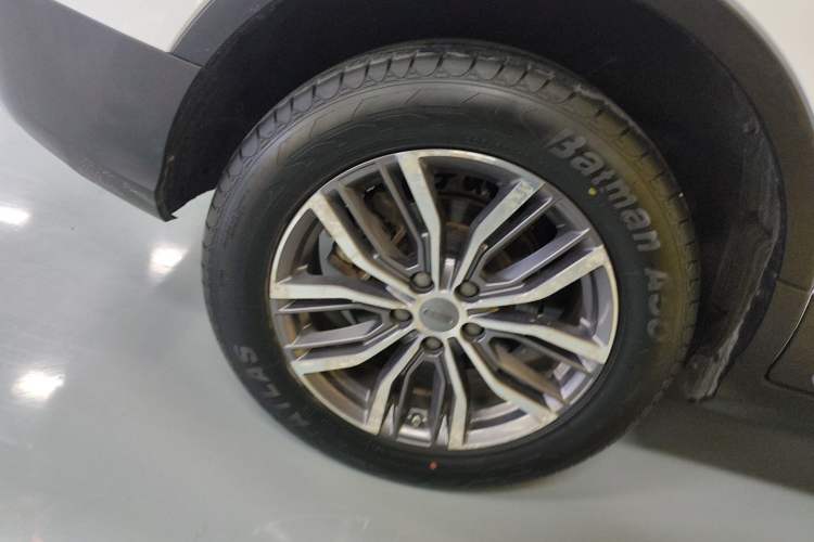 Used Geely Auto Emgrand X7 Sport 2020 1.5TD Automatic Smart Connect PRO Exterior 5