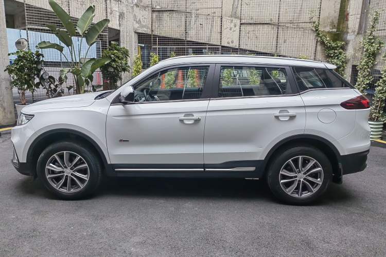 Used Geely Auto Emgrand X7 Sport 2020 1.8TD DCT Two-Wheel Drive Smart Connect 4G-Enabled Version Exterior 6
