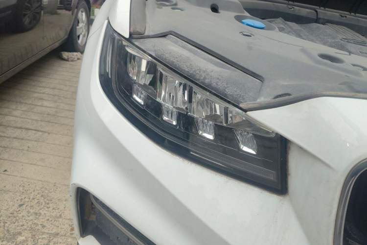 Used Geely Auto Emgrand X7 Sport 2020 1.5TD Automatic Smart Connect PRO Exterior 6