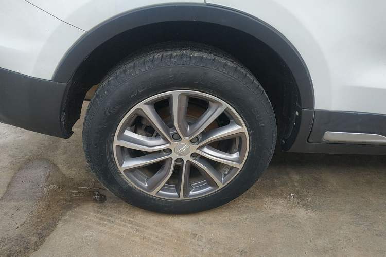 Used Geely Auto Emgrand X7 Sport 2020 1.8TD DCT Two-Wheel Drive Smart Connect 4G-Enabled Version Exterior 8