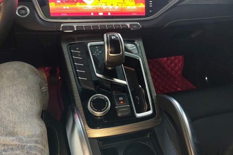 Used Geely Auto Emgrand X7 Sport 2020 1.8TD DCT Smart Connect PRO Gear Lever