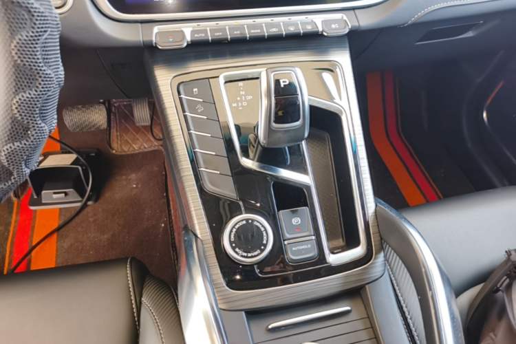 Used Geely Auto Emgrand X7 Sport 2020 1.8TD DCT Smart Connect PRO Gear Lever