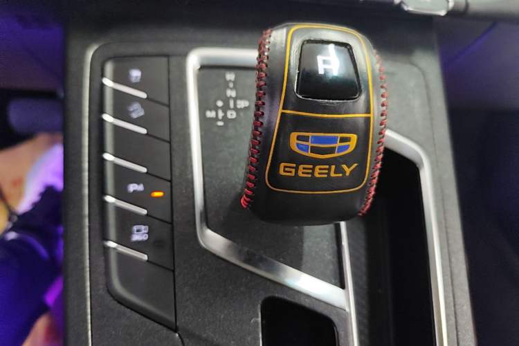 Used Geely Auto Emgrand X7 Sport 2020 1.8TD DCT Smart PRO Gear Lever