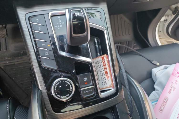 Used Geely Auto Emgrand X7 Sport 2020 1.8TD DCT Smart PRO Gear Lever