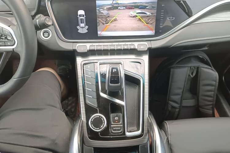Used Geely Auto Emgrand X7 Sport 2020 1.8TD DCT Smart Connect PRO Gear Lever