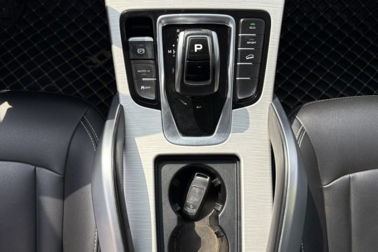 Used Geely Auto Emgrand X7 Sport 2020 1.8TD DCT Two-Wheel Drive Zhiya Model Gear Lever