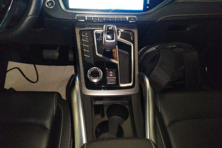 Used Geely Auto Emgrand X7 Sport 2020 1.8TD DCT Smart Connect PRO Gear Lever