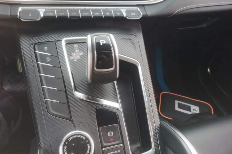 Used Geely Auto Emgrand X7 Sport 2020 1.8TD DCT Smart Connect PRO Gear Lever