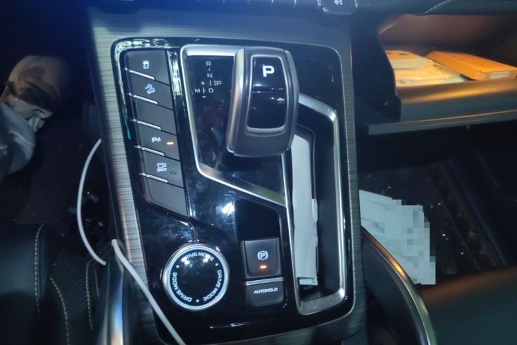 Used Geely Auto Emgrand X7 Sport 2020 1.8TD DCT Smart PRO Gear Lever