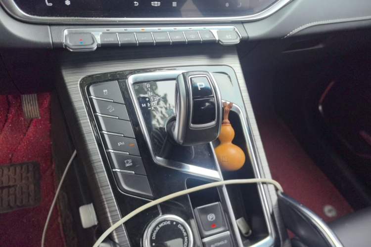 Used Geely Auto Emgrand X7 Sport 2020 1.8TD DCT ZhiZun PRO Gear Lever