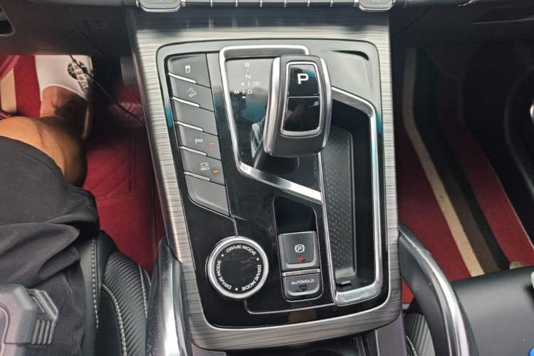 Used Geely Auto Emgrand X7 Sport 2020 1.8TD DCT Smart PRO Gear Lever