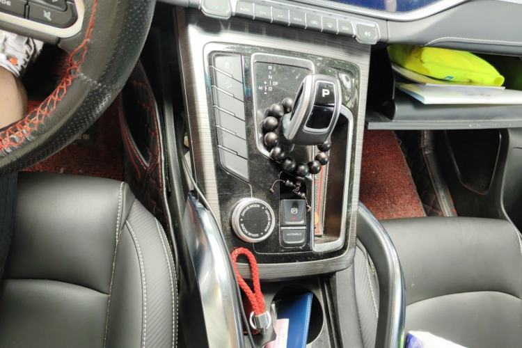 Used Geely Auto Emgrand X7 Sport 2020 1.5TD Automatic Smart Connect PRO Gear Lever