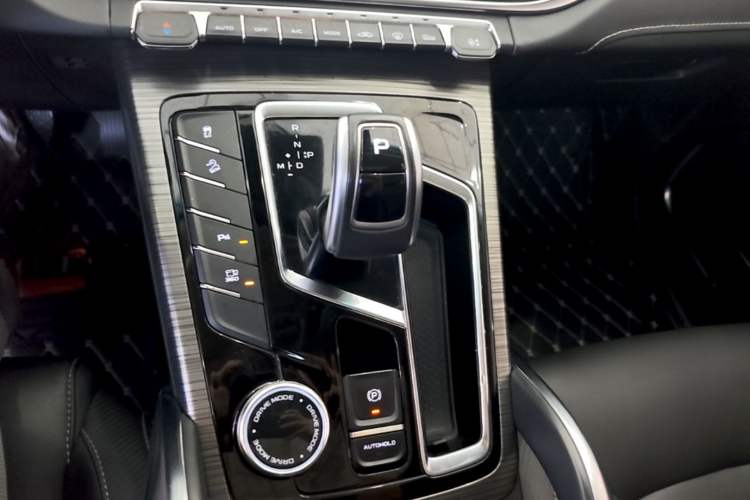 Used Geely Auto Emgrand X7 Sport 2020 1.8TD DCT ZhiZun PRO Gear Lever