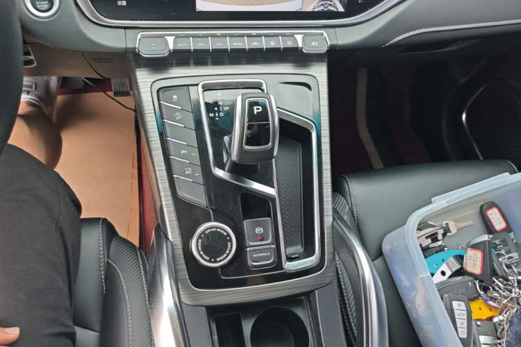 Used Geely Auto Emgrand X7 Sport 2020 1.8TD DCT Smart PRO Gear Lever