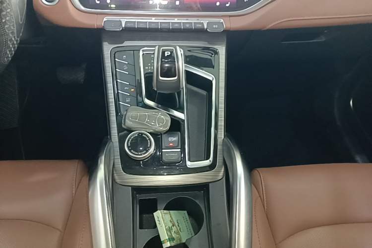 Used Geely Auto Emgrand X7 Sport 2020 1.8TD DCT Zhi Ling PRO Gear Lever