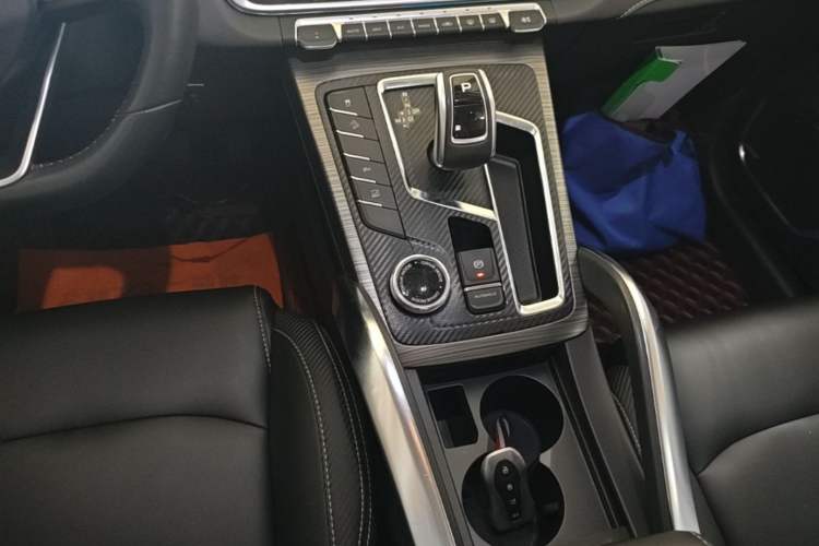 Used Geely Auto Emgrand X7 Sport 2020 1.8TD DCT Smart PRO Gear Lever