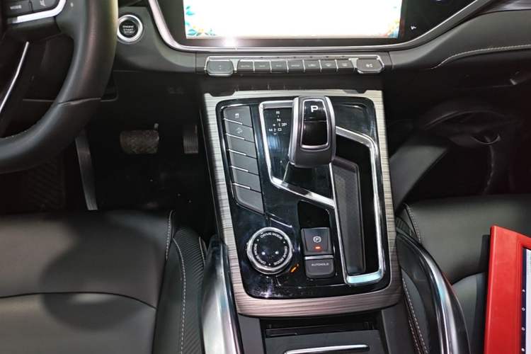 Used Geely Auto Emgrand X7 Sport 2020 1.8TD DCT Smart Connect PRO Gear Lever