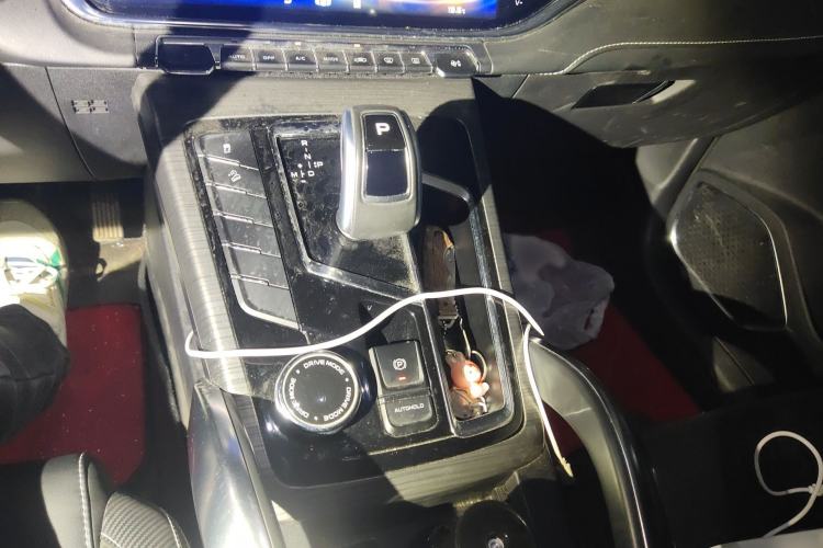 Used Geely Auto Emgrand X7 Sport 2020 1.8TD DCT Smart Connect PRO Gear Lever