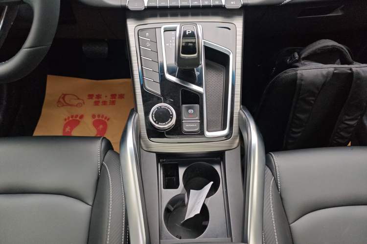 Used Geely Auto Emgrand X7 Sport 2020 1.8TD DCT Smart Connect PRO Gear Lever