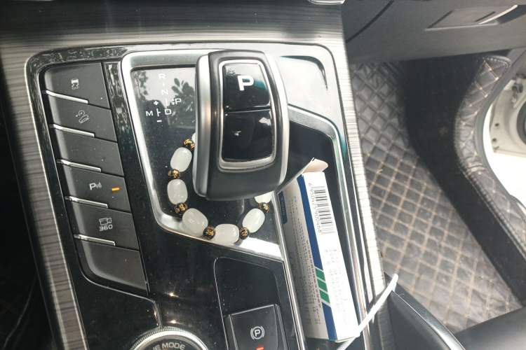 Used Geely Auto Emgrand X7 Sport 2020 1.8TD DCT Smart PRO Gear Lever