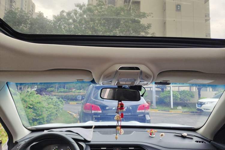 Used Geely Auto Emgrand X7 Sport 2020 1.8TD DCT Smart Connect PRO Headliner