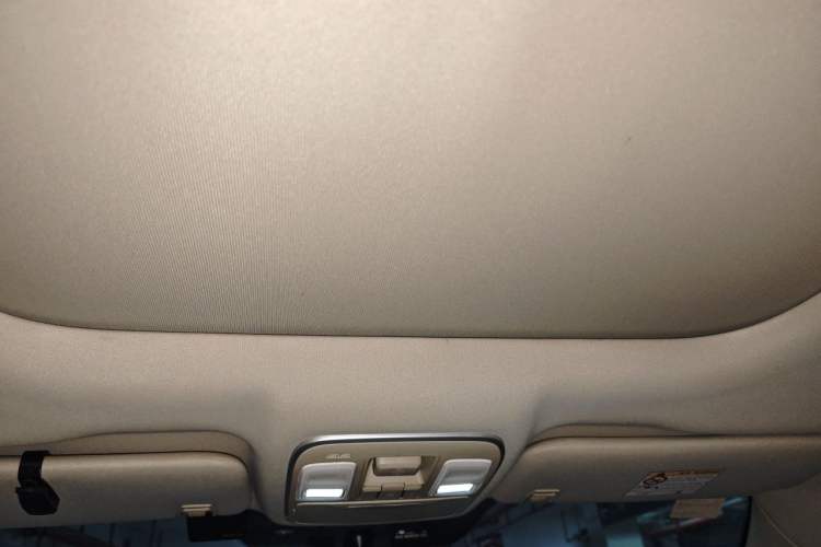 Used Geely Auto Emgrand X7 Sport 2020 1.8TD DCT Two-Wheel Drive Smart Connect 4G-Enabled Version Headliner