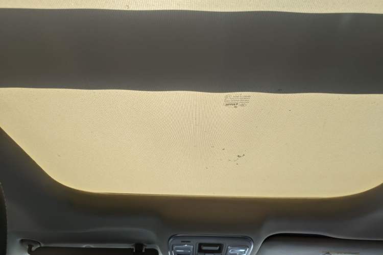 Used Geely Auto Emgrand X7 Sport 2020 1.8TD DCT Two-Wheel Drive Smart Connect 4G-Enabled Version Headliner