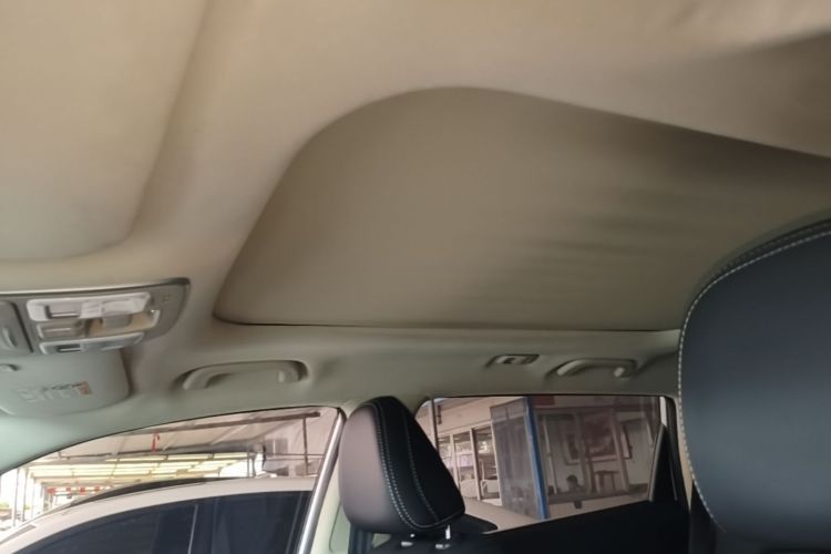 Used Geely Auto Emgrand X7 Sport 2020 1.8TD DCT Two-Wheel Drive Zhiya Model Headliner