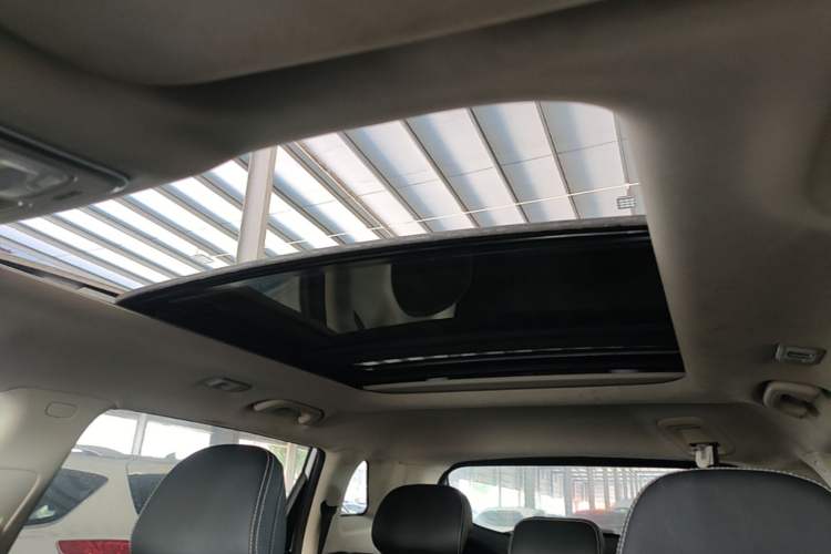 Used Geely Auto Emgrand X7 Sport 2020 1.8TD DCT Two-Wheel Drive Smart Connect 4G-Enabled Version Headliner