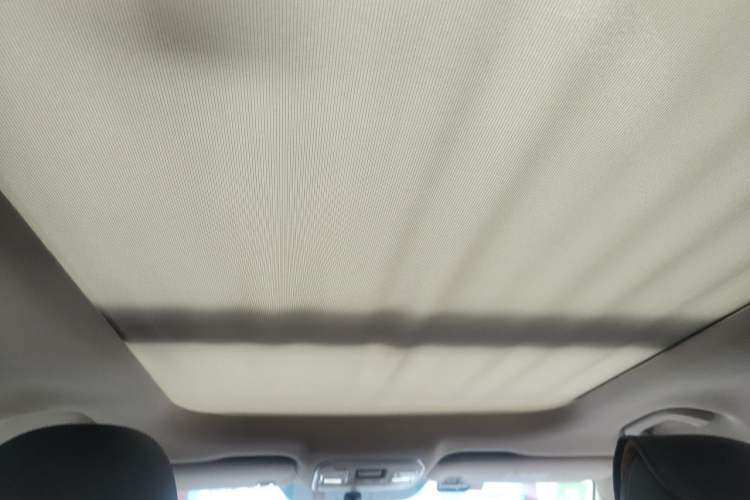Used Geely Auto Emgrand X7 Sport 2020 1.8TD DCT Two-Wheel Drive Smart Connect 4G-Enabled Version Headliner
