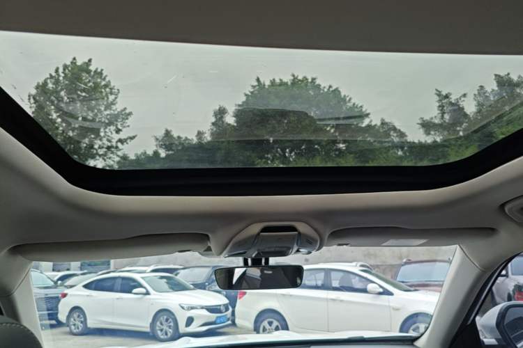 Used Geely Auto Emgrand X7 Sport 2020 1.8TD DCT Smart PRO Headliner