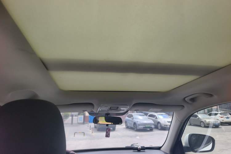Used Geely Auto Emgrand X7 Sport 2020 1.8TD DCT Two-Wheel Drive Smart Connect 4G-Enabled Version Headliner
