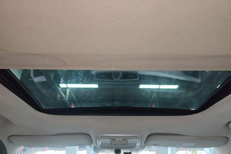 Used Geely Auto Emgrand X7 Sport 2020 1.8TD DCT Two-Wheel Drive Smart Connect 4G-Enabled Version Headliner