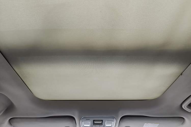 Used Geely Auto Emgrand X7 Sport 2020 1.8TD DCT Two-Wheel Drive Smart Connect 4G-Enabled Version Headliner
