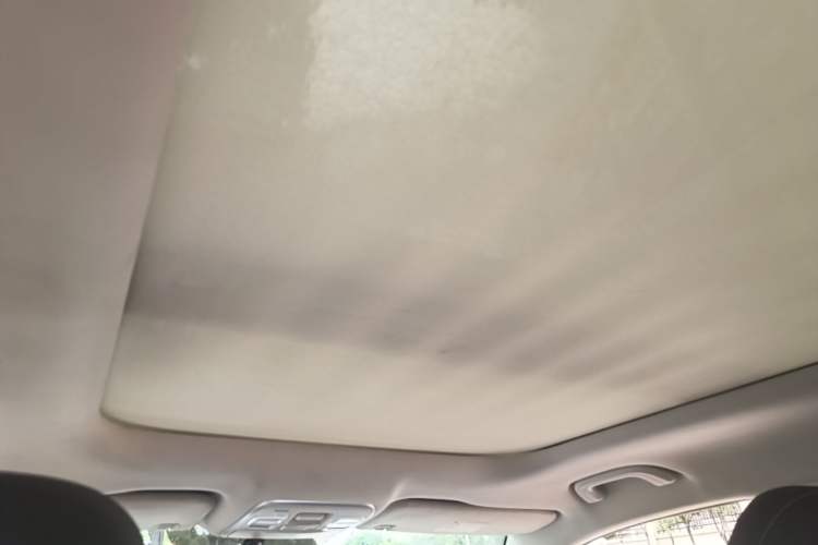 Used Geely Auto Emgrand X7 Sport 2020 1.8TD DCT Two-Wheel Drive Smart Connect 4G-Enabled Version Headliner