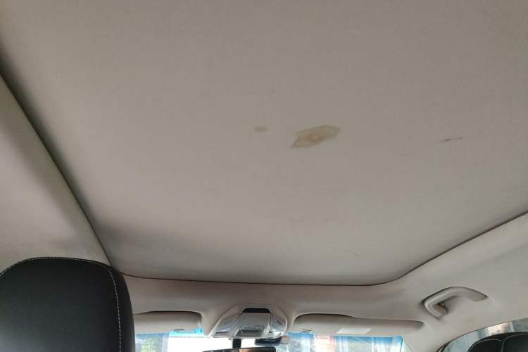 Used Geely Auto Emgrand X7 Sport 2020 1.5TD Automatic Smart Connect PRO Headliner