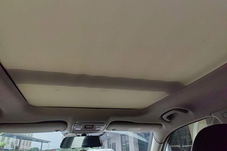 Used Geely Auto Emgrand X7 Sport 2020 1.8TD DCT Two-Wheel Drive Smart Connect 4G-Enabled Version Headliner