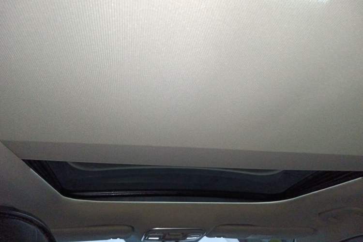 Used Geely Auto Emgrand X7 Sport 2020 1.8TD DCT Two-Wheel Drive Smart Connect 4G-Enabled Version Headliner