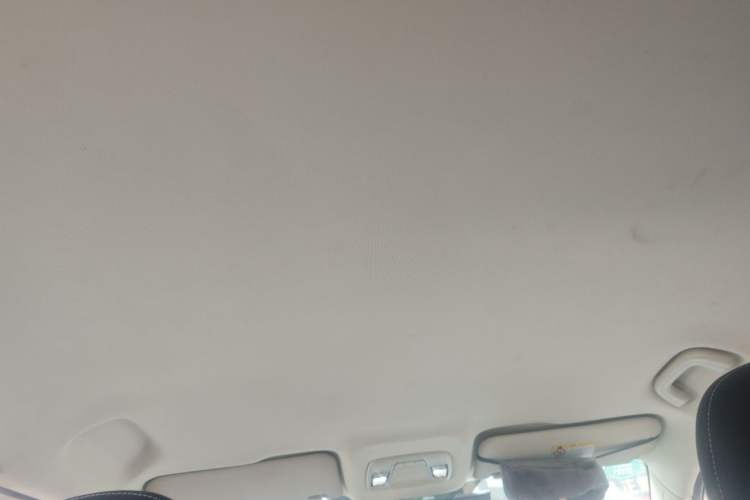 Used Geely Auto Emgrand X7 Sport 2020 1.8TD Manual Two-Wheel Drive Elite Version Headliner