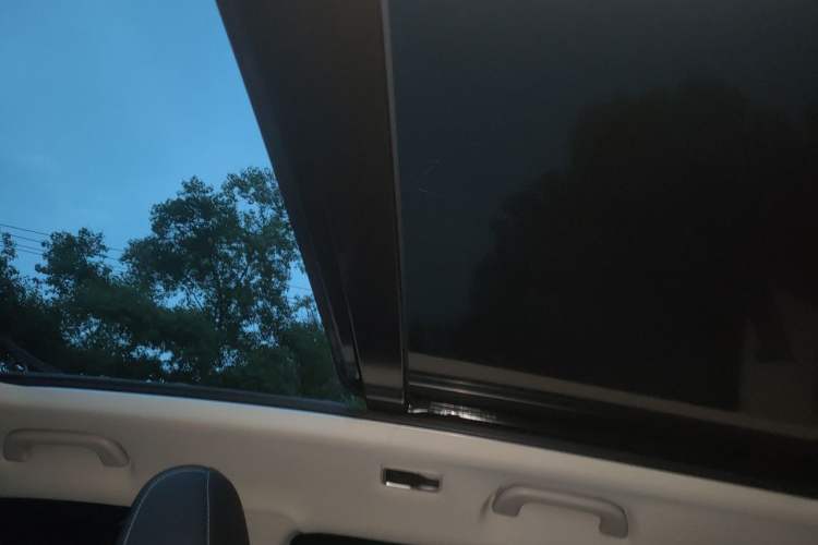 Used Geely Auto Emgrand X7 Sport 2020 1.8TD DCT Smart Connect PRO Headliner