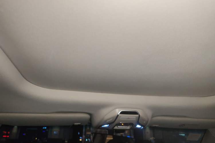 Used Geely Auto Emgrand X7 Sport 2020 1.8TD DCT Smart PRO Headliner