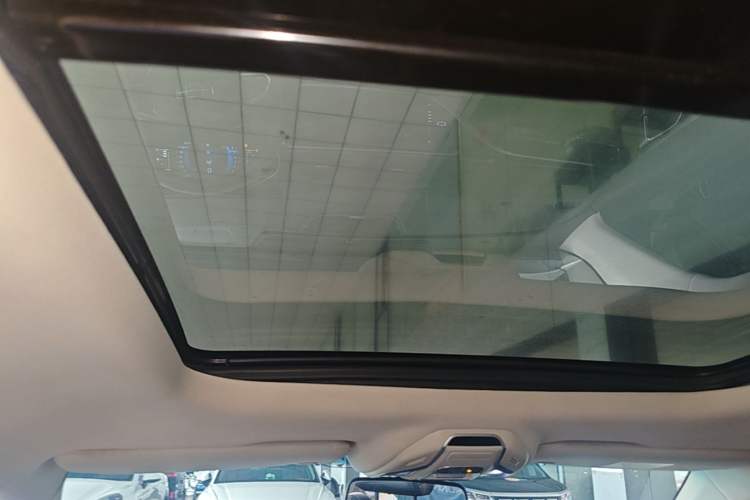 Used Geely Auto Emgrand X7 Sport 2020 1.8TD DCT Smart Connect PRO Headliner