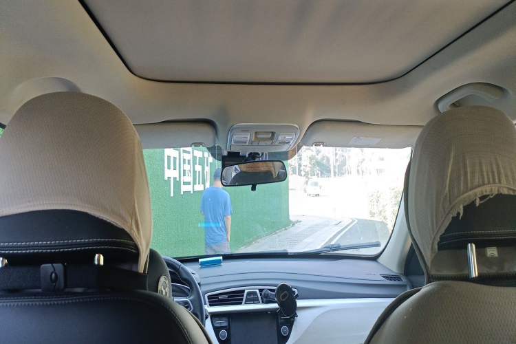 Used Geely Auto Emgrand X7 Sport 2020 1.8TD DCT Two-Wheel Drive Smart Connect 4G-Enabled Version Headliner