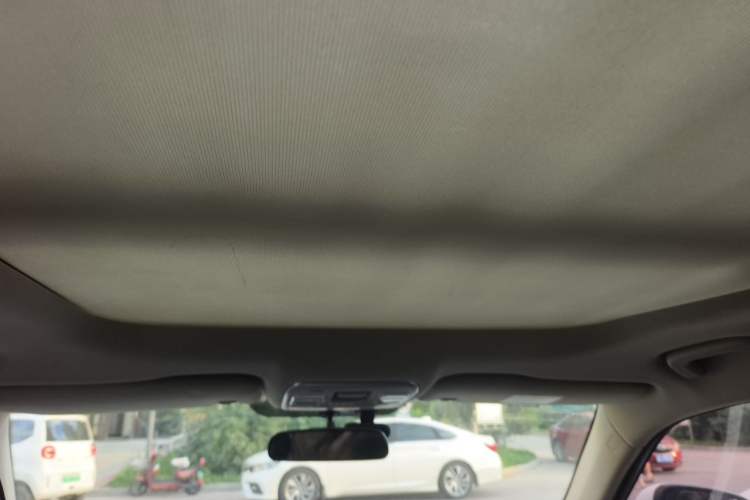 Used Geely Auto Emgrand X7 Sport 2020 1.8TD DCT Two-Wheel Drive Zhiya Model Headliner