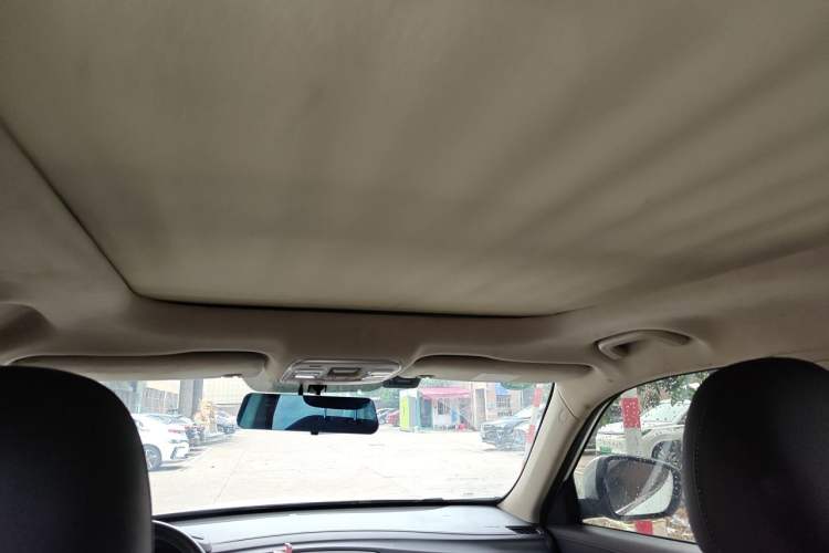 Used Geely Auto Emgrand X7 Sport 2020 1.8TD DCT Two-Wheel Drive Smart Connect 4G-Enabled Version Headliner