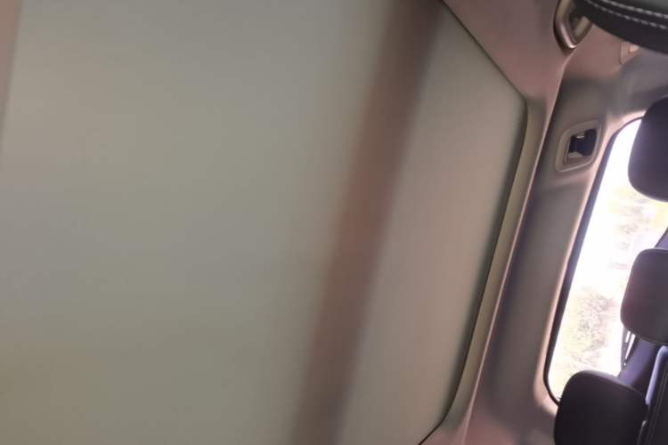 Used Geely Auto Emgrand X7 Sport 2020 1.8TD DCT Two-Wheel Drive Smart Connect 4G-Enabled Version Headliner